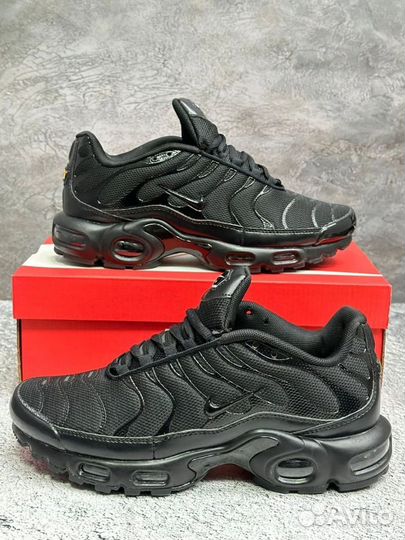 Кроссовки Nike Air Max Tn Plus