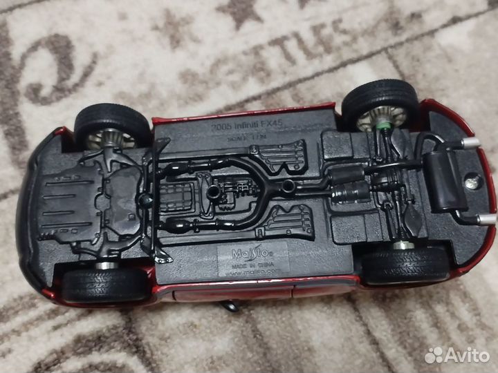 Модель 1:24 Infinity FX45