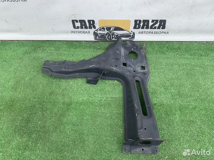 Панель передняя левая L Land Rover Range Rover