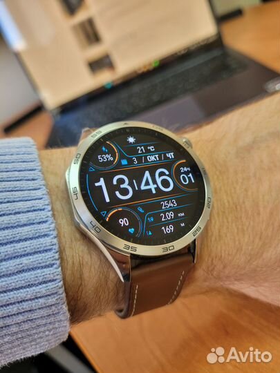 Смарт часы huawei watch 4