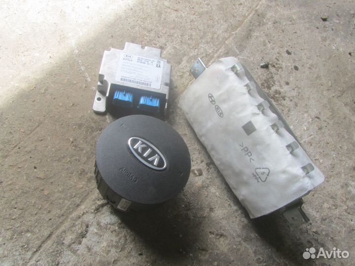 Kia Venga безопасность airbag 2011 - 2014