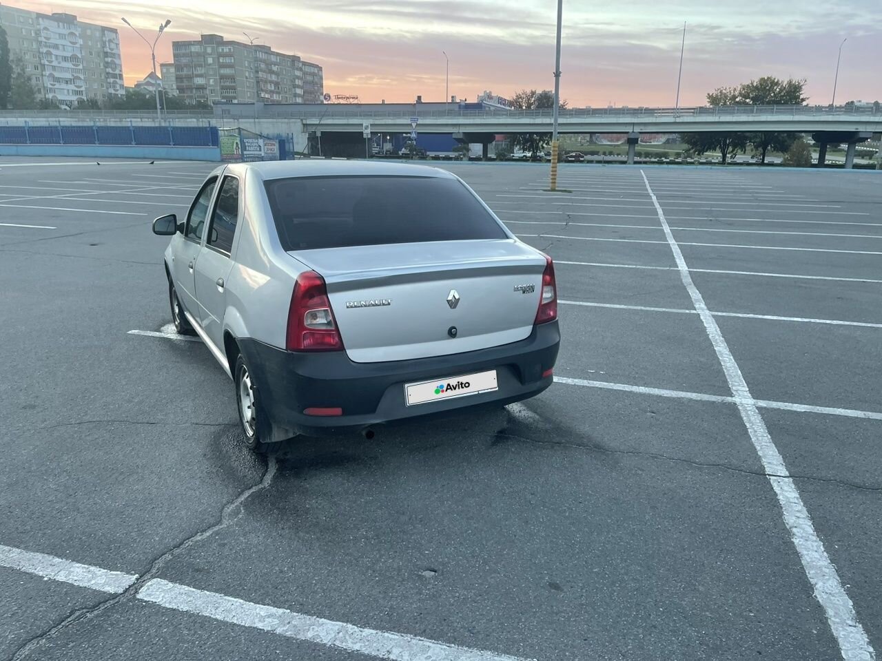 Renault Logan: фото владельца