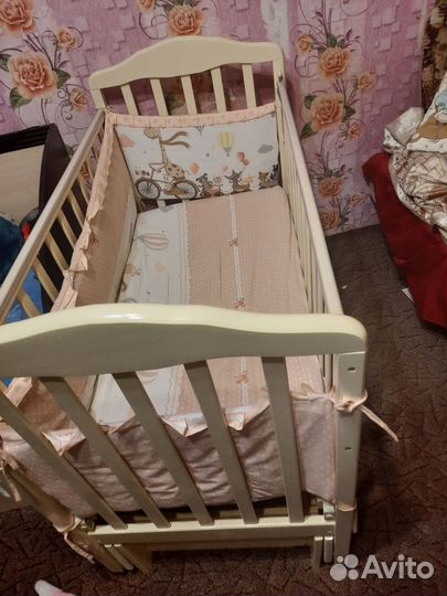 Детская кроватка