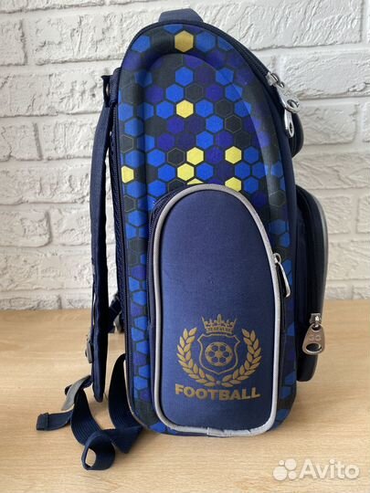 Рюкзак школьный для мальчика 1 класс