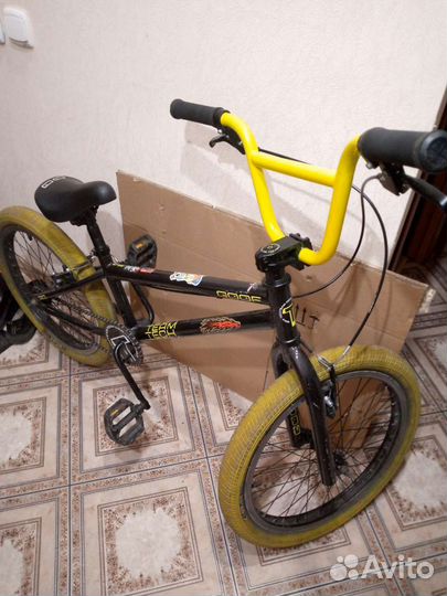 Трюковой велосипед BMX
