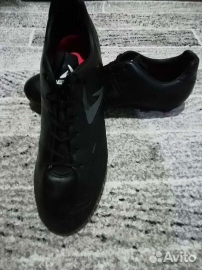 Футбольные бутсы 46 размер