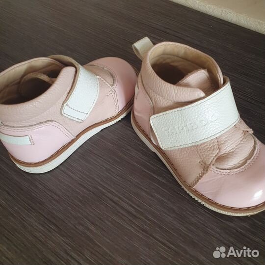 Ботиночки для девочки Tapiboo 21 размер