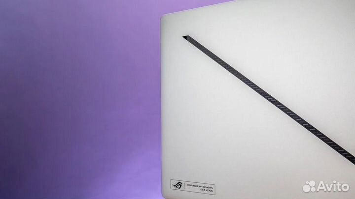 Asus ROG zephyrus G14 2024 oled Ryzen 7 8845HS