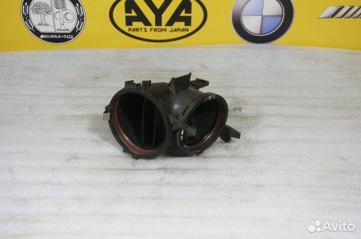 Патрубок воздушного фильтра Mercedes 219