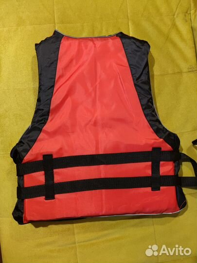 Спасательный жилет подростковый новый