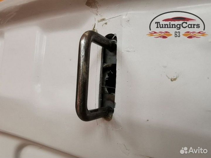 Пластиковый Капот 