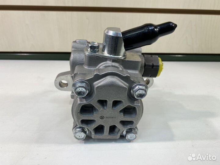 Насос гидроусилителя Toyota Land Cruiser 1hdfte
