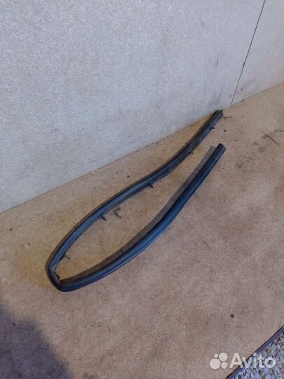 Уплотнитель жабо дворников Chevrolet Lacetti