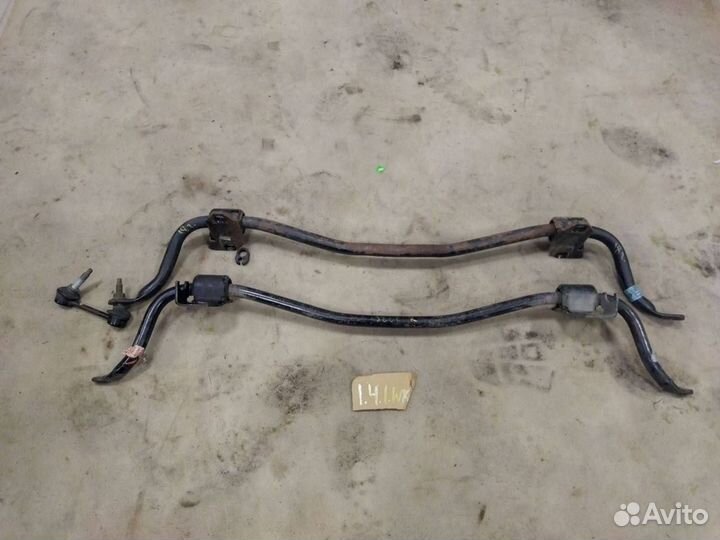 Задний стабилизатор Jeep Grand Cherokee Wk2 3.0d