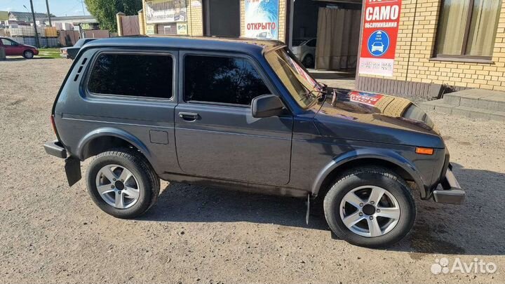 LADA 4x4 (Нива) 1.7 МТ, 2020, 49 000 км