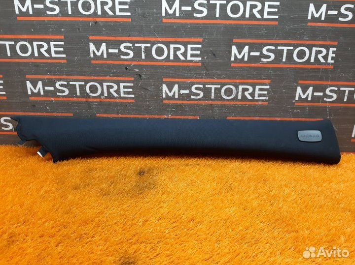 Обшивка стойки передняя правая Mercedes-Benz