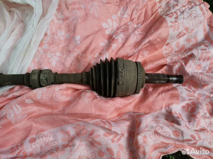 Привод правый nissan primera p12