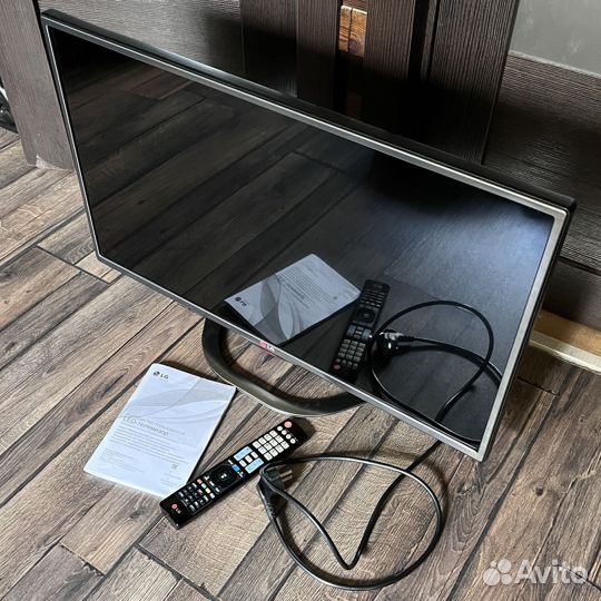 Телевизор LG 32LA621V