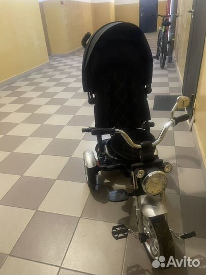 Трехколесный велосипед с ручкой для мамы