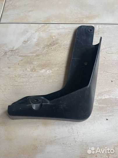 Брызговик задний правый Nissan X-Trail T 32 С 2014