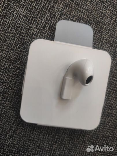 AirPods 3 правый наушник (новый)