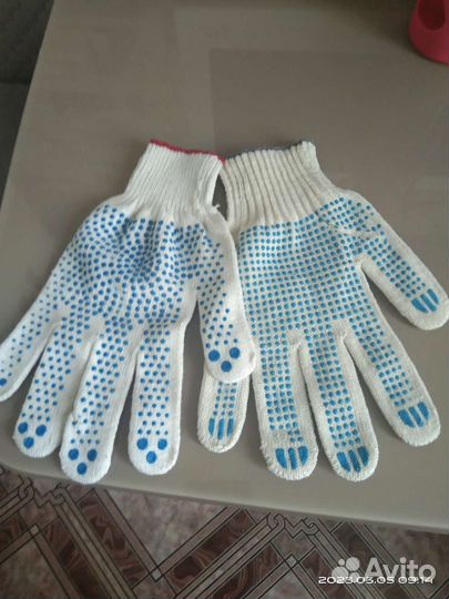 Перчатки латексные