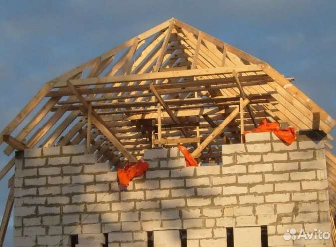 Бригада строителей