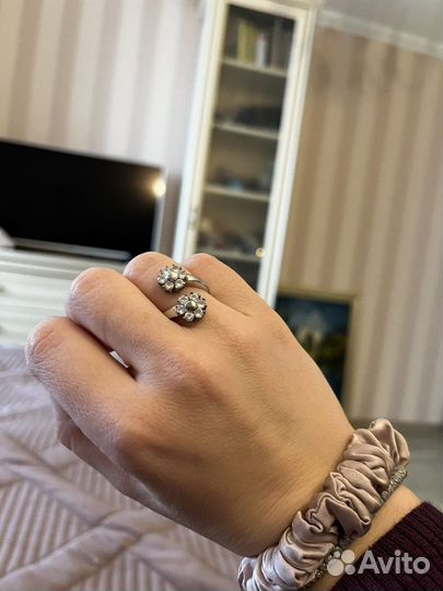 Серебряное кольцо
