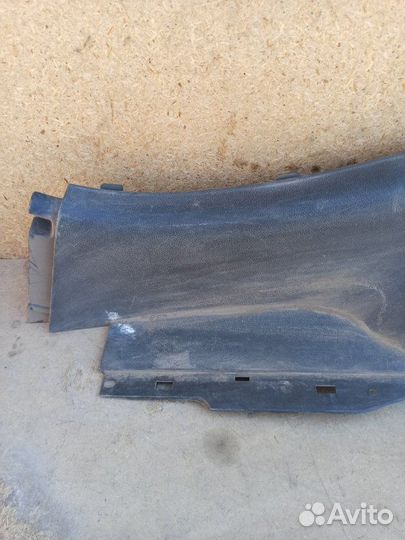 Обшивка стойки задняя левая Hyundai Avante