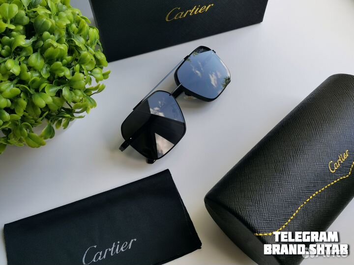 Солнцезащитные очки Cartier