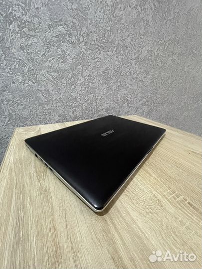 Ноутбук asus