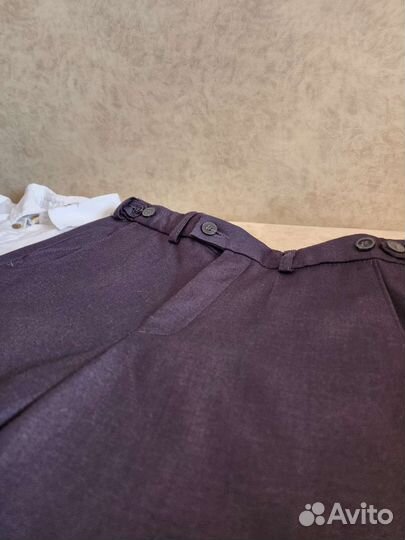 Школьный костюм двойка + рубашка 140-146