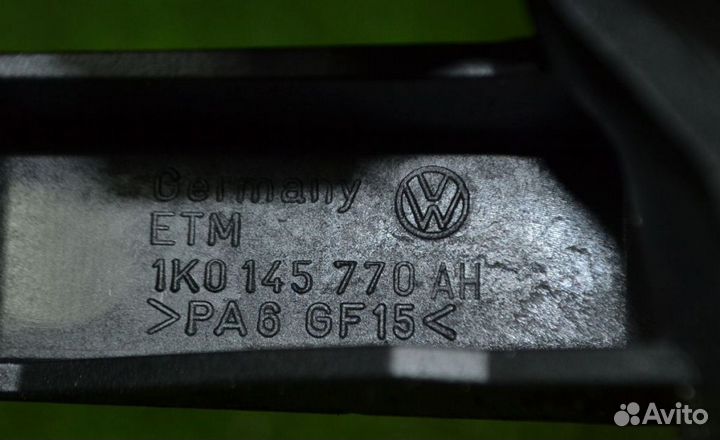 Патрубок интеркулера Audi / VW Пассат CC 2.0 FSI C