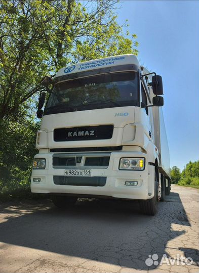 Водитель с категорией Е