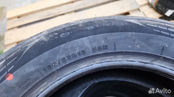 Tracmax X-Privilo TX5 185/65 R15 88H