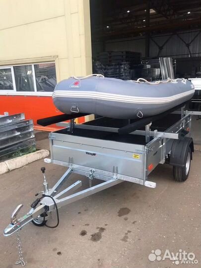 Рейлинг с упорами ложементов для лодки пвх