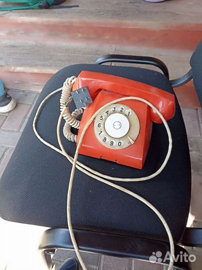 Старый телефон СССР