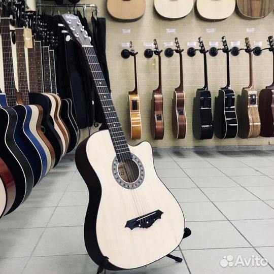 Новая акустическая гитара Belucci