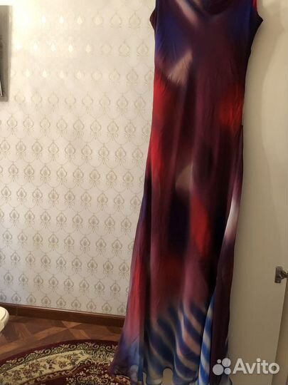 Вечернее платье с палантином