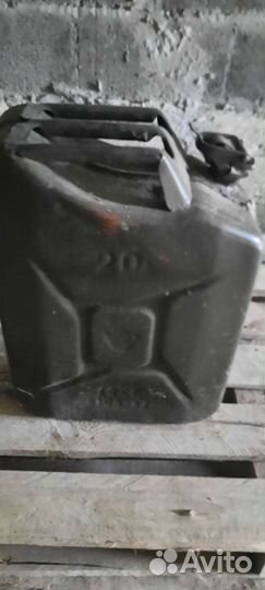 Канистра 20 литров для бензина