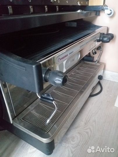 Кофемашина профессиональная faema E-98 RE