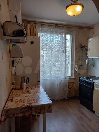 Комната 14 м² в 3-к., 2/9 эт.