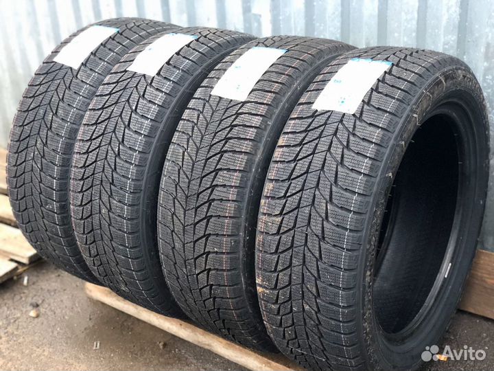 Triangle PL01 215/55 R17 98R