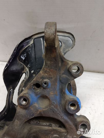 Mercedes Benz w203 правый поворотный кулак