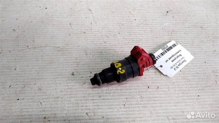 Форсунка инжекторная электрическая Opel Vectra B