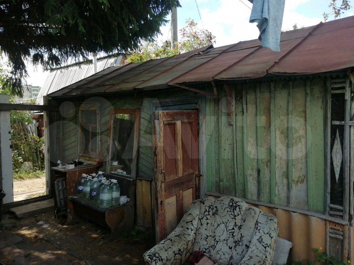 Дача 20 м² на участке 4 сот.