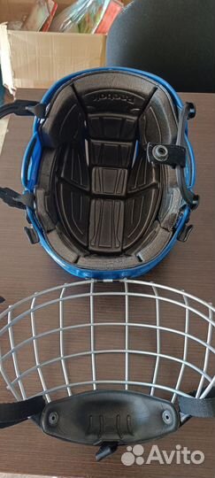 Шлем хоккейный детский