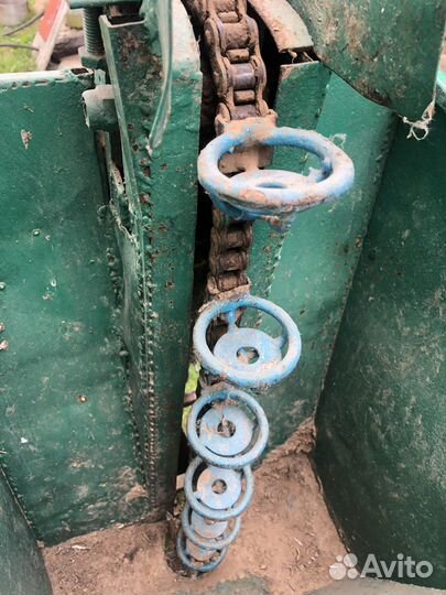 Картофелесажалка бу