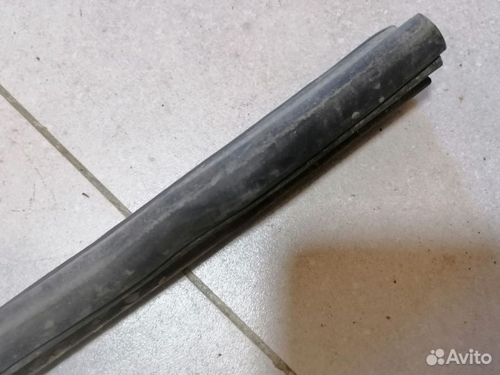 Уплотнитель двери задний правый Chery Amulet A15