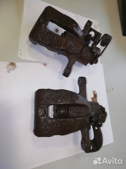 Суппорт задний solaris 1 бу левый правый